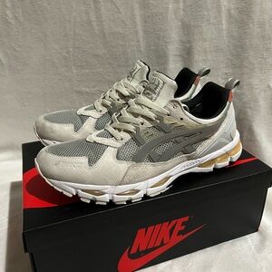 *SOLD* ASICS Awake NY x Gel Kayano 21 Cool Grey Sneakers Size 10.5 Men's